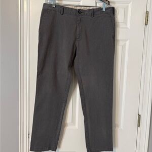 Men's Haggar Life Khakis Gray khakis 38X32 Slim fit